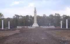 《烈士紀(jì)念碑》